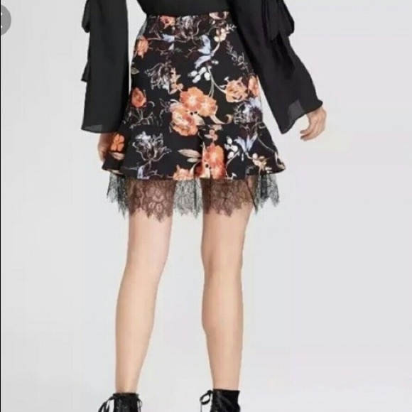 Who What Wear Floral Lace Mini Skirt